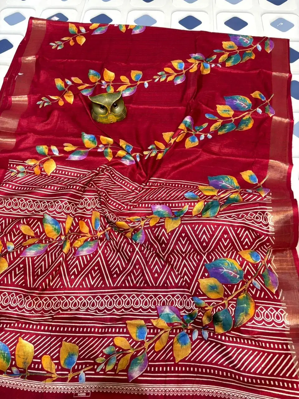 Women's Red Tissue katan Silk Saree with blouse piece