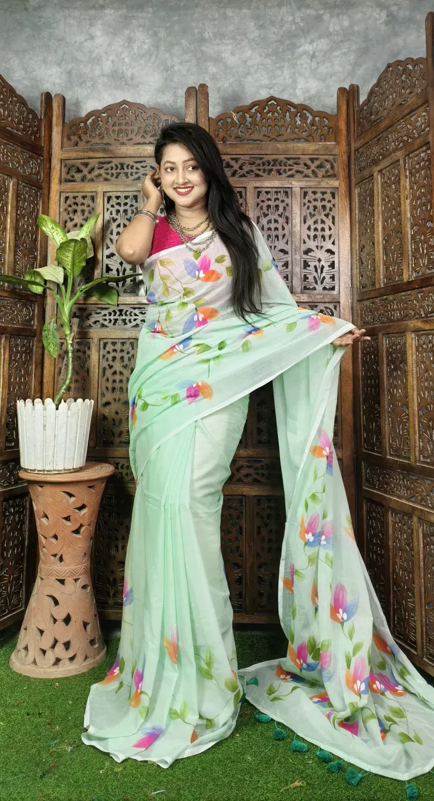 Women's Mint Green Floral Printed Soft Cotton Saree with Tassels
