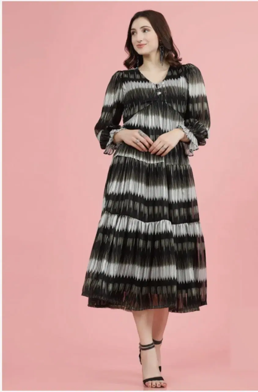 Women’s Black & White Printed Long Sleeve Midi Dress