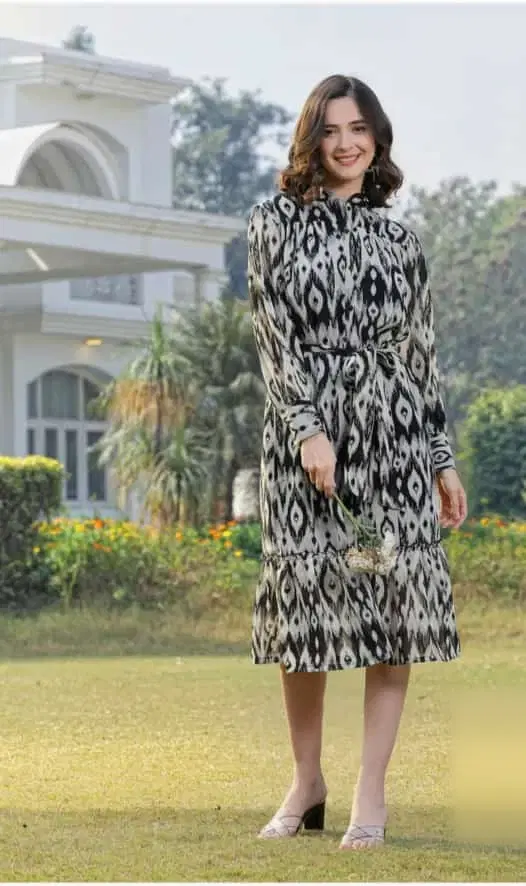 Women Black Sequin Sleeve Knee-Length Dress