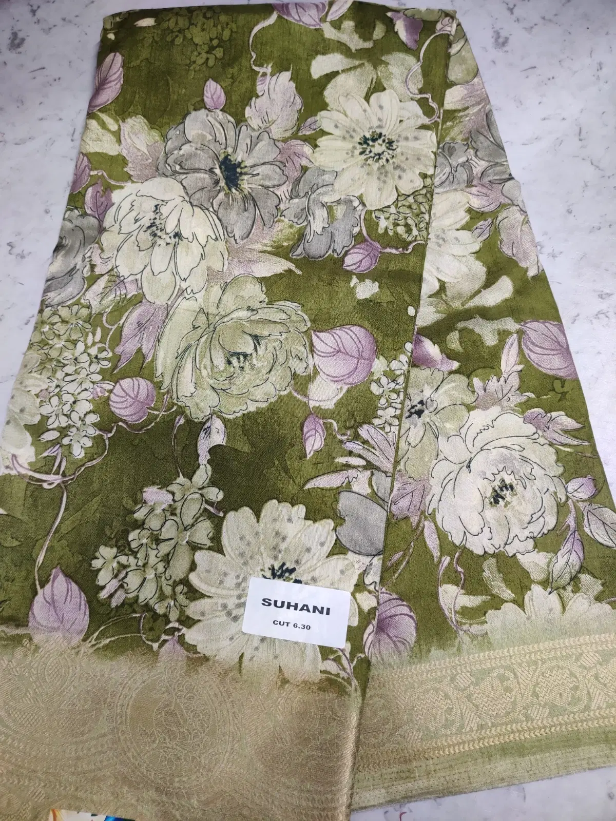 Suhani Floral Print Saree with Woven Border