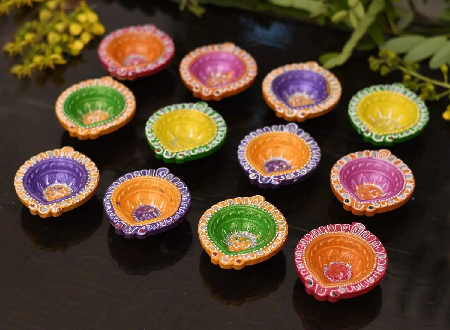 India Clay crafts 15 Diyas Diya Deepak Earthen Assorted Colorful Set - Diwali Decoration Puja - Handpainted Diya for Home Indoor Outdoor Diwali Design
