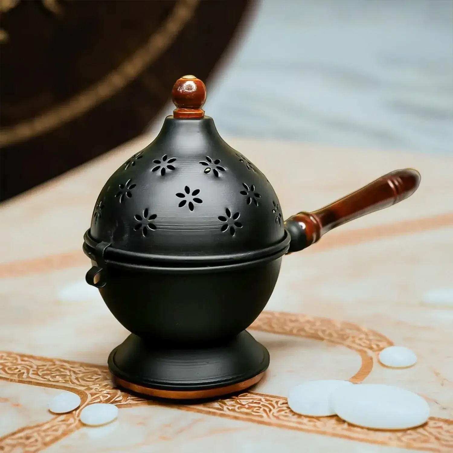 Ahina Premium Handmade Black Iron Incense Burner with Wooden Handle and Lid – Removable Incense Holder Black Dhoop Dani | Decorative Dhoop Burner for Pooja, Meditation & Home Fragrance