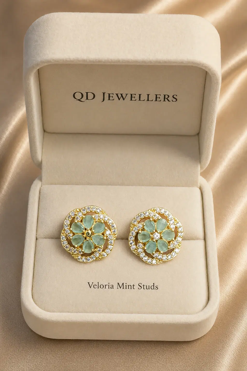 Veloria Mint Stud Earrings