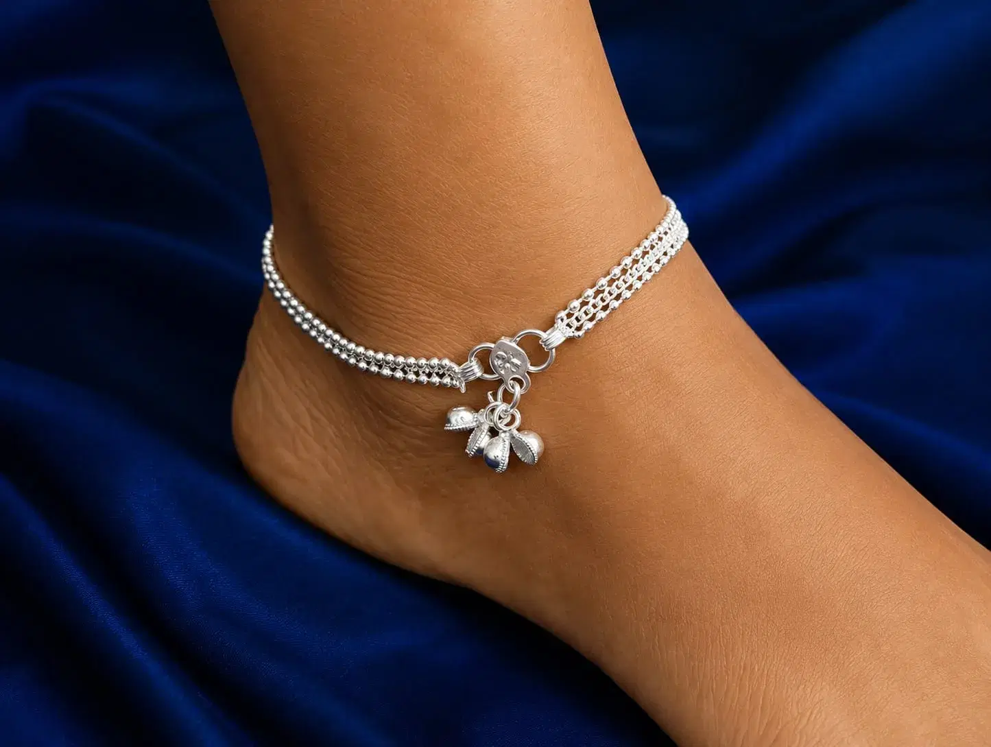 Silver Floral Charm Anklet